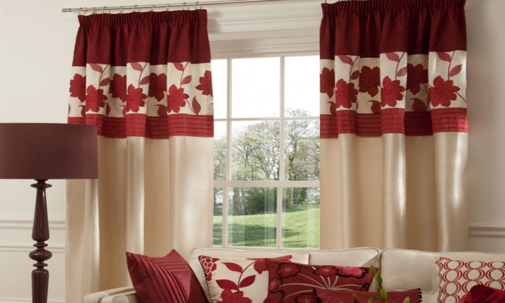What sizes do eyelet curtains come in?