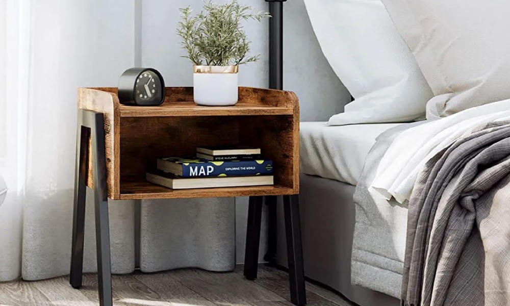 How to Buy a Bedside Table That Complements Your Bedroom Design