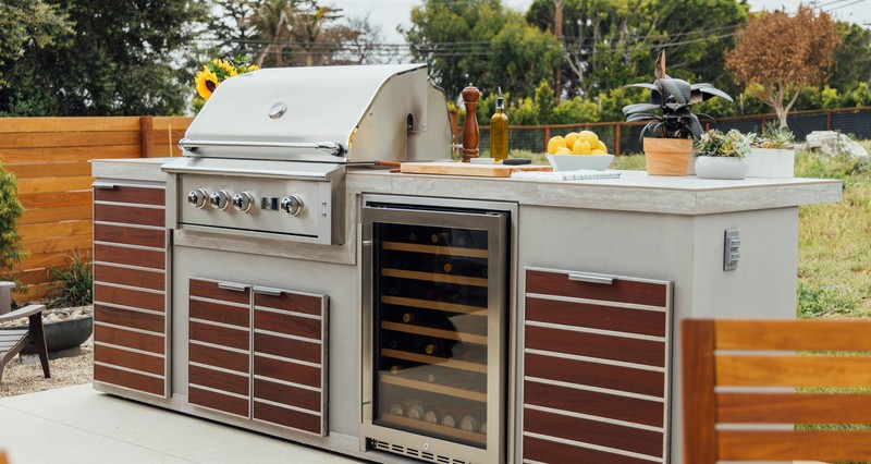 What to Look for When Buying Outdoor Kitchen Appliances