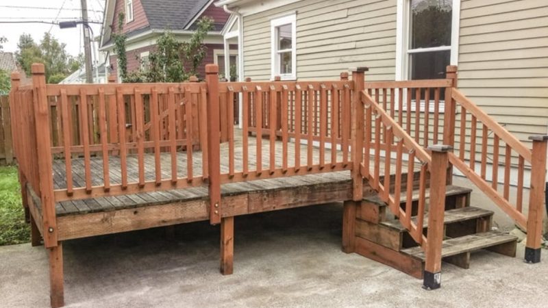 5 Qualities of a Reliable Deck Builder